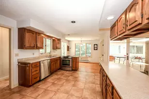 29 Rosewood Cir, Kennebunk, ME 04043 - Photo 17