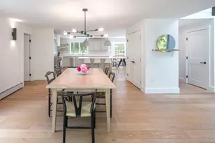8 Fox Hill Rd, Cape Elizabeth, ME 04107 - Photo 9