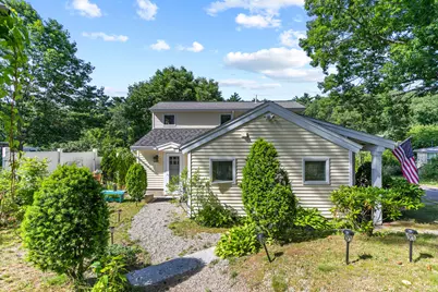 27 Somerset Avenue, Old Orchard Beach, ME 04064 - Photo 1