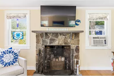 27 Somerset Avenue, Old Orchard Beach, ME 04064 - Photo 17