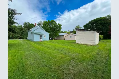 9 Perry Street, Lincoln, ME 04457 - Photo 3