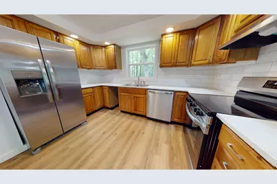 950 Main Street, Wayne, ME 04284 - Photo 5