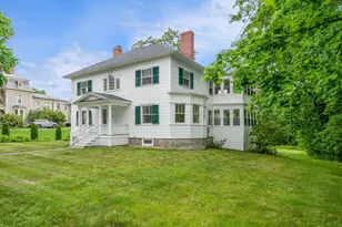 40 Summer St, Kennebunk, ME 04043 - Photo 3