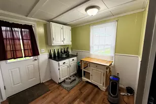 11 Depot St, Waldoboro, ME 04572 - Photo 3