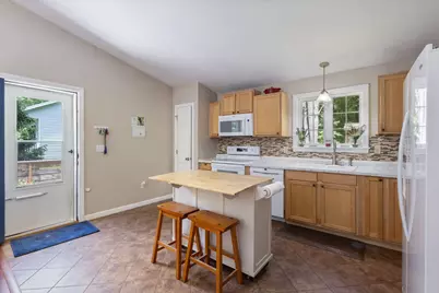 20 Swans Road, Raymond, ME 04071 - Photo 9