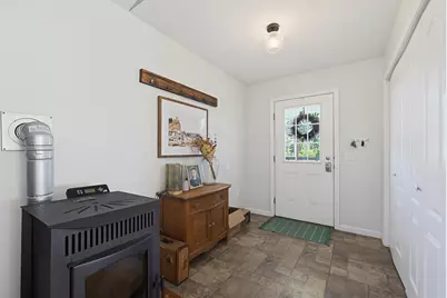 72 Frost Hill Avenue, Lisbon, ME 04252 - Photo 5