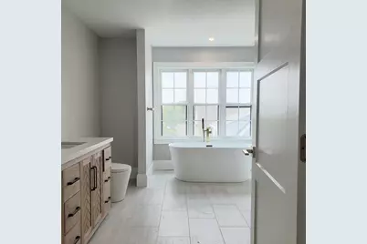 188 E Grand Avenue #1, Old Orchard Beach, ME 04064 - Photo 123