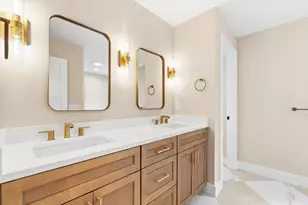 8 Salvato Ln, Kennebunk, ME 04043 - Photo 27
