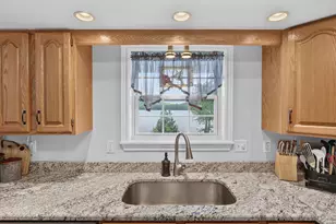 14 Autumn Ln, Lincoln, ME 04457 - Photo 19