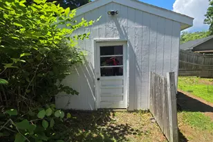 240 Palm St, Bangor, ME 04401 - Photo 3