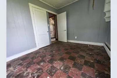 36 Military Avenue, Fairfield, ME 04937 - Photo 15