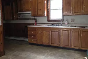 36 Military Ave, Fairfield, ME 04937 - Photo 9