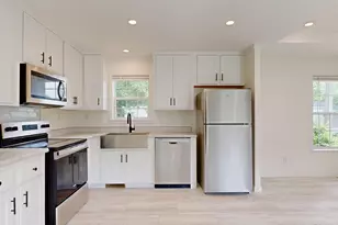 39 Imperial Dr, Eliot, ME 03903 - Photo 11