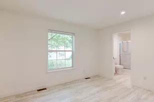 39 Imperial Dr, Eliot, ME 03903 - Photo 17