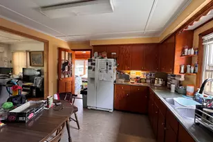 2 Barnet Ave, Waterville, ME 04901 - Photo 5