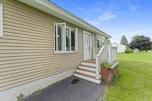34 Kennebec Dr, Benton, ME 04901 - Photo 13