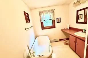 1070 Coles Hill Rd, Wells, ME 04090 - Photo 21