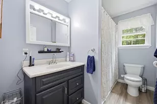 8 Terry St, Gorham, ME 04038 - Photo 17