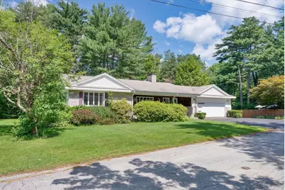 52 Robinson Gardens, Lewiston, ME 04240 - Photo 3