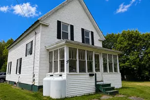 77 Halifax St, Winslow, ME 04901 - Photo 3