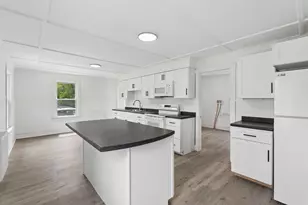77 Halifax St, Winslow, ME 04901 - Photo 9