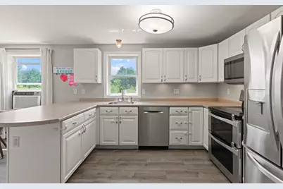 16 Beech Ridge Road, Scarborough, ME 04074 - Photo 9