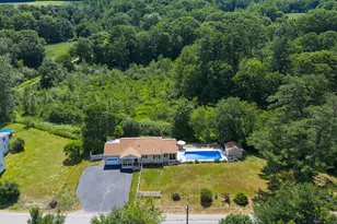 16 Beech Ridge Rd, Scarborough, ME 04074 - Photo 3