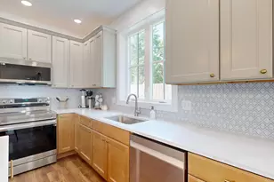 25 Magnolia Ln, Gardiner, ME 04345 - Photo 17