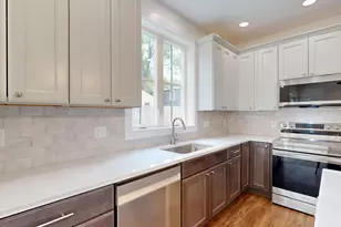 33 Magnolia Ln, Gardiner, ME 04345 - Photo 15