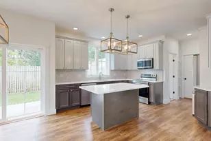 33 Magnolia Ln, Gardiner, ME 04345 - Photo 11