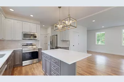 33 Magnolia Lane #33, Gardiner, ME 04345 - Photo 13
