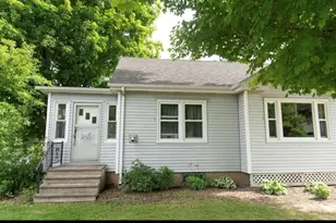 42 Belmont Ave, Randolph, ME 04346 - Photo 3