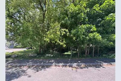 112 Shawmut Street, Lewiston, ME 04240 - Photo 3