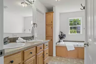484 Woodside Rd, Brunswick, ME 04011 - Photo 23