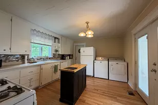 12 Elm St, Newport, ME 04953 - Photo 9