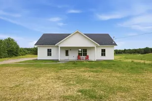 27 Furlong Rd, Richmond, ME 04357 - Photo 1