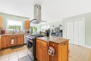 2 Victoria Dr, Gray, ME 04039 - Photo 7