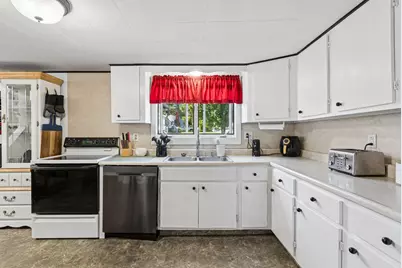 2 Carew Avenue, Lewiston, ME 04240 - Photo 49