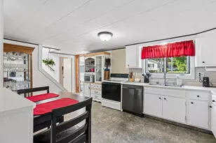 2 Carew Ave, Lewiston, ME 04240 - Photo 47