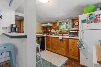 384 Pleasant Avenue, Portland, ME 04108 - Photo 11