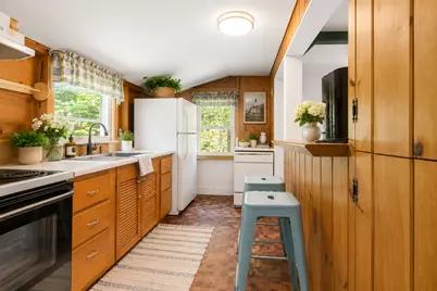 384 Pleasant Avenue, Portland, ME 04108 - Photo 7