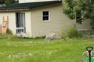 275 277 Grove St, Newport, ME 04953 - Photo 19