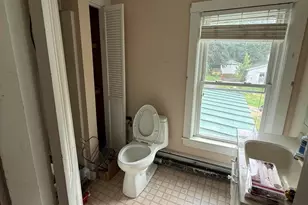 275 277 Grove St, Newport, ME 04953 - Photo 15