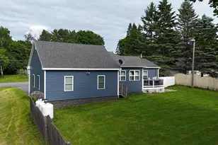 122 Dudley St, Presque Isle, ME 04769 - Photo 13