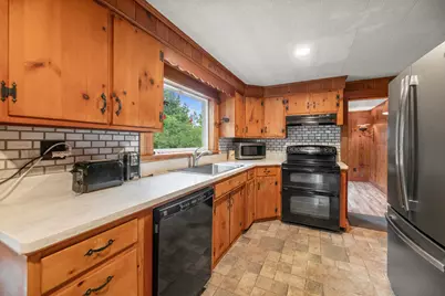 405 Western Avenue, Augusta, ME 04330 - Photo 17