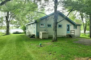 47 Stafford Cir, Newcastle, ME 04553 - Photo 15