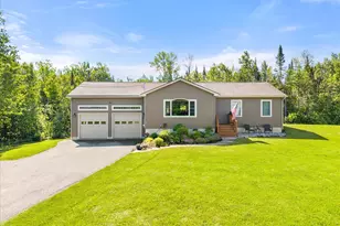 13 Carriage Ln, Hermon, ME 04401 - Photo 1