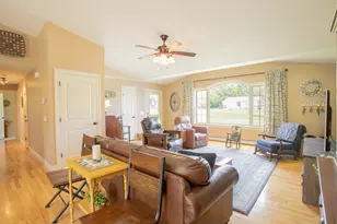 13 Carriage Ln, Hermon, ME 04401 - Photo 9