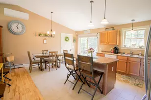 13 Carriage Ln, Hermon, ME 04401 - Photo 7