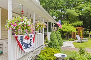 7 Chase St, Standish, ME 04084 - Photo 9